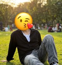 Vron - Male escort in New Delhi