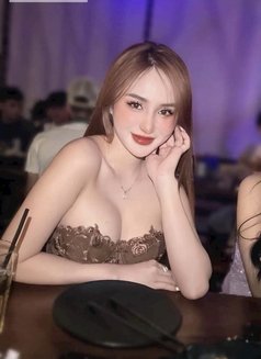 Suzie Vu - escort in Riyadh Photo 1 of 6