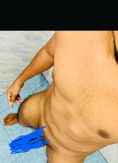 Vvip Boy for Ladies - puta in Colombo Photo 2 of 2