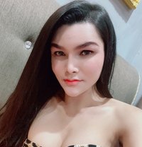 vvip have big Dick - Transsexual escort in Khobar Photo 8 of 10