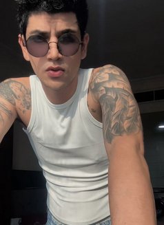 Vvip’s Only - Male escort in Dubai Photo 4 of 7