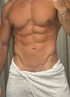 Vvv_Vip - Male escort in Dubai Photo 3 of 7
