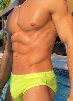 Vvv_Vip - Male escort in Dubai Photo 7 of 7