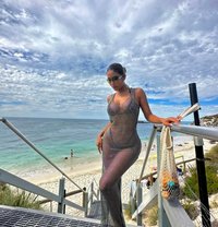 Vy Pham - escort in Yanbu Photo 1 of 12