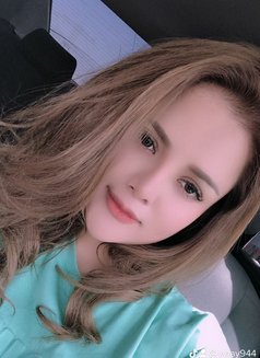 Vy Tay - puta in Muscat Photo 3 of 6