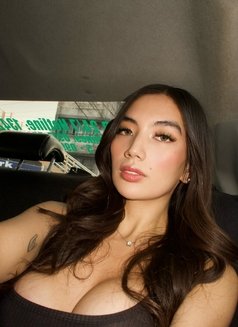 Vyanka Lovesyou - Transsexual escort in Manila Photo 11 of 18