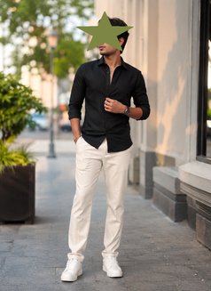 Vyom - Male escort in Ahmedabad Photo 1 of 1