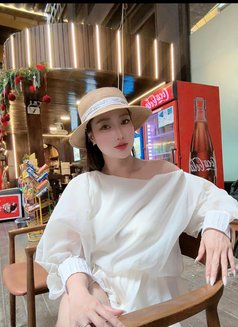 Vyvy - escort in Mumbai Photo 7 of 7