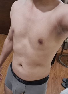 Wade - Male escort in Hyderabad Photo 1 of 2