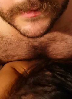 Wael - Male escort in Beirut Photo 8 of 16