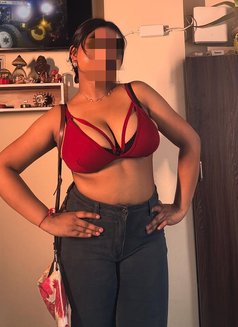 Cam girl.... - escort in Pune Photo 2 of 2