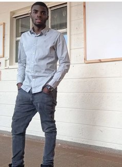 Wafula 4 Massage - Male escort in Nairobi Photo 4 of 4