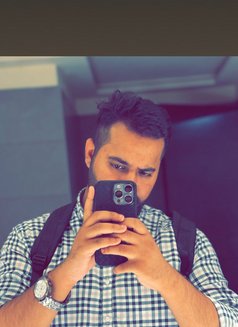 Wahab Khan - Male escort in Lahore Photo 3 of 7