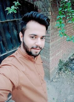 Wahab Khan - Male escort in Lahore Photo 6 of 7