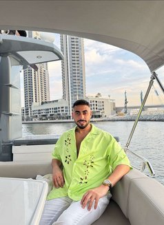 Waleed - Acompañantes masculino in Dubai Photo 3 of 8