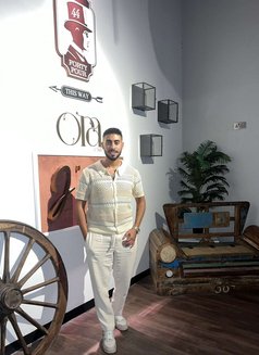 Waleed - Acompañantes masculino in Dubai Photo 8 of 8