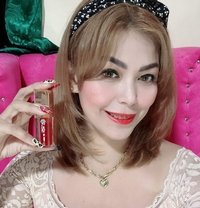 Walley - escort in Manila