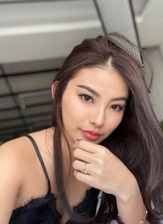 Wan Chai - escort in Hong Kong Photo 4 of 6
