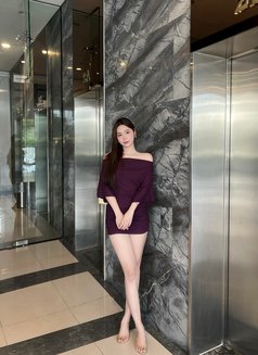 Wan Yu - escort in Doha Photo 2 of 6