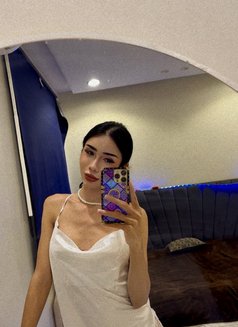 Wanda good service 69 - Transsexual escort in Riyadh Photo 9 of 12