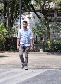 Wanderlust Connections - Agencia de acompañantes masculinas in Thane Photo 1 of 2