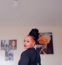 Wangari - Masajista in Nairobi