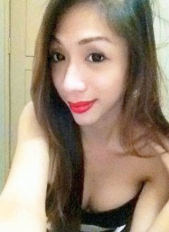 Wanna Have Massage With a Happy Ending** - Transsexual escort in Makati City Photo 6 of 7