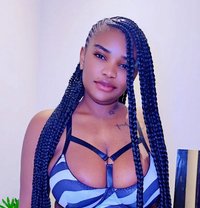 Wardaa - puta in Riyadh Photo 9 of 9