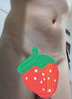 Warm body & Warm cock - Acompañantes masculino in Dubai Photo 2 of 3