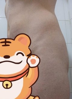 Warm body & Warm cock - Acompañantes masculino in Dubai Photo 3 of 3