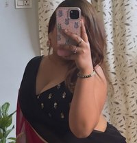 Bhabhi cam - escort in Mumbai