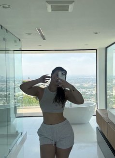 Tiffany - escort in Yokosuka Photo 1 of 2