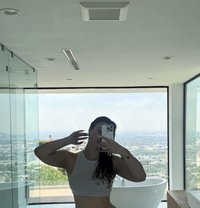 Tiffany - escort in Yokosuka