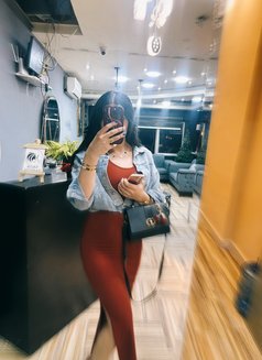 Wateen - Transsexual escort in Amman Photo 25 of 29