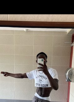 Watson - Male escort in Nairobi Photo 1 of 2