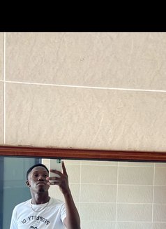 Watson - Male escort in Nairobi Photo 2 of 2