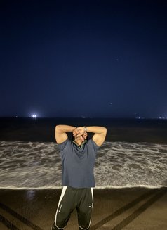 Wavyyy - Male escort in Mumbai Photo 3 of 3