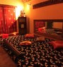 Wayang Center | TANTRIC & EROTIC MASSAGE - masseuse in Lisbon Photo 1 of 21