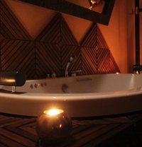 Wayang Center | TANTRIC & EROTIC MASSAGE - masseuse in Lisbon