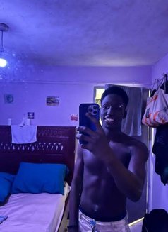 Wayne - Acompañantes masculino in Mombasa Photo 2 of 3