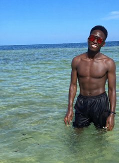 Wayne - Male escort in Nairobi Photo 3 of 3