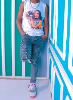 Wayne - masseur in Nairobi Photo 1 of 1