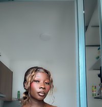 Wealth - escort in Kuala Lumpur