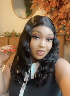 Wealth - masseuse in Port Harcourt Photo 1 of 3