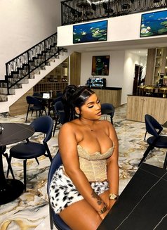 Wealth - puta in Port Harcourt Photo 2 of 2