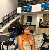 Wealth - puta in Port Harcourt