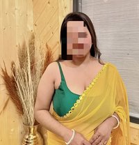 Cam woman.. - escort in Mumbai