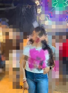 Web Cam and real meet - escort in Bangalore Photo 1 of 3