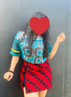 Web Cam and Full Service - escort in Colombo Photo 5 of 6