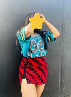 Web Cam and Full Service - escort in Colombo Photo 6 of 6